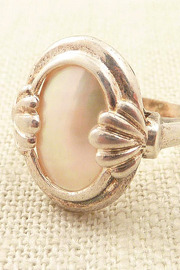 Vintage Sterling Scallop Shell Motif Framed Pearl Ring Size 7