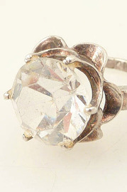Vintage Flowering Sterling Ring with Faceted Glass Accent Size 6.25