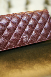 Authentic Chanel Burgundy 2014 New Colour Caviar Quilted Leather Wallet