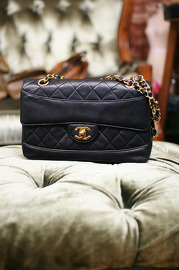 Vintage Chanel Black Quilted Leather Shoulder Flap Bag