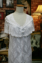 1970s White Lace Dress in 1920s Inspired Flapper Dress Style