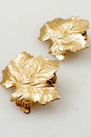 Vintage Golden Grape Leaves Napier Earrings