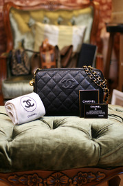 Vintage Chanel Caviar Shoulder Bag with Golden Ball