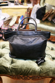 Beautiful Pre owned Chanel Black Caviar Large Tote Bag Shoulder Bag