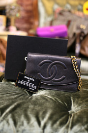 CHANEL Vintage Black Caviar Wallet on Chain WOC Flap Bag Gold HW