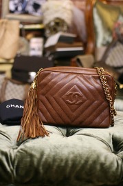 Vintage Chanel Brown Caviar Rhombus Style Leather Tassel Shoulder Bag