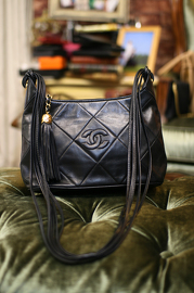 Vintage Chanel Cute Tassel Quilted Bag Black Lambskin