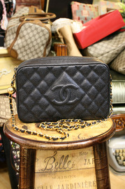 Vintage Chanel Black Caviar Quilted Leather Golden Ball Shoulder Bag Rare 25cm Wide