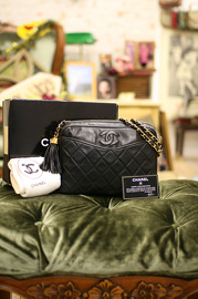 Vintage Chanel Black Quilted Leather Tassel Shoulder Bag Full Set