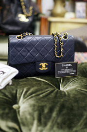 Vintage Chanel 2.55 Navy Quilted Leather Shoulder Bag Double Chain RARE