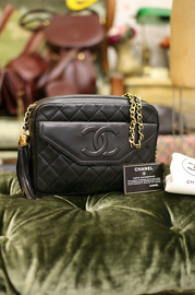 Vintage Chanel Black Quilted Leather Fringe Shoulder Bag Full Set With Box