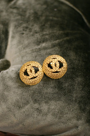 Vintage Chanel Large Woven  Golden Clips Earrings