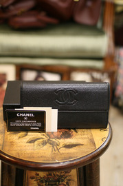 Pre Owned CHANEL Black Caviar Leather Long Wallet With Card And Box