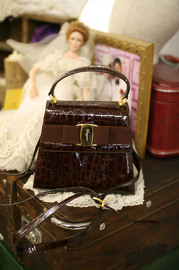 Vintage Salvatore Ferragamo Vara Ribbon Brown Crocodile Embrossed Mini Kelly Purse With Detachable Leather Strap