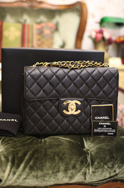 Vintage Chanel Jumbo Black Quilted Leather Shoulder Flap Bag 30cm Wide