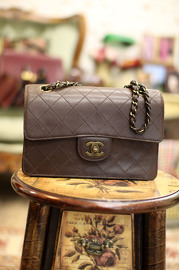 Vintage Chanel Quilted Chocolate Brown Lambskin Small Flap Bag 23cm Wide
