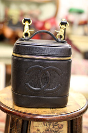 Chanel Caviar Leather Vanity Case Bag With Leather Strap #012