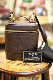 Chanel Caviar Brrown Leather Vanity Case Bag With Matching Leather Strap #013