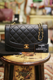 Vintage Chanel Classic Black Quilted Leather Shoulder Flap Bag 25cm