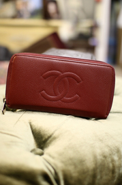 Pre Owned Chanel Reddish Brown Caviar Leather Zip Around Wallet Small Clutch
