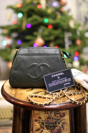 Vintage Chanel Forest Green Caviar Small Mini Shoulder Bag