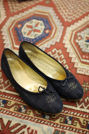 Pre Owned Chanel Denim Flats Size 39C (Wider sole)