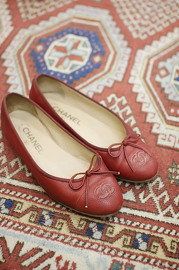 Pre Owned Chanel Red Caviar Leather Flats Size 37