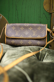Pre Owned Louis Vuitton Small Shoulder Bag Mini Purse