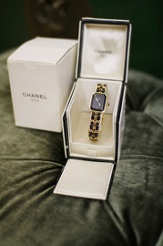 Vintage Chanel Premier Gold Plated Chain Watch Size L Large with Box