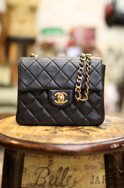 Pre Owned Chanel 7inch Mini Square Flap Black Quilted Lambskin Leather Shoulder Bag