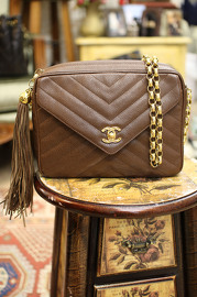 Vintage Chanel Reddish Brown V-Stitch Caviar Tassel Bag