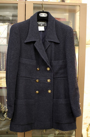 Vintage Chanel Navy Wool Blazer Jacket FR42 1996