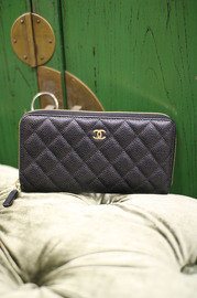 Chanel Pre Owned Classic Black Caviar Quilted Leather Zip Around Wallet Small Clutch