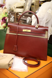 Lady bag in taupe Garance from Cacharel corporate gifts in HK