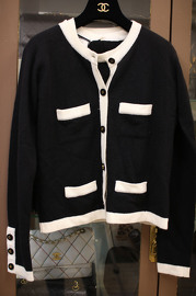 Vintage Chanel Black and White Cashmere Cardigan Twin Set FR42 Like FR38 Measurements