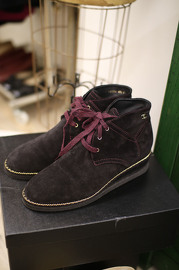 Pre owned Chanel Black Suede Round Toe Ankle Boots with Burgundy Stitching and Chain throughout Sz40.5 with Box