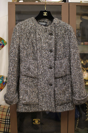 Vintage Chanel Grey White & Multicolor Tweed Jacket Approx FR38