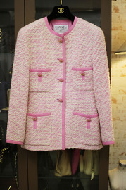 Vintage Chanel Pink Tweed Jacket from 1991 FR36 Same as Linda Evangelista