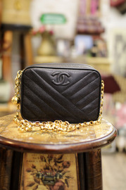 Vintage Cutest Chanel Caviar V-Stitch Mini Bag Full Set RARE