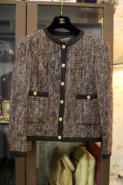 Vintage Chanel Brown/Beige/Burgundy Multi Coloured Tweed Jacket FR42