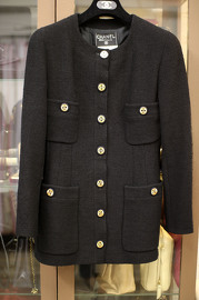 Vintage Chanel Tweed Collarless Jacket FR38
