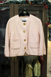Vintage Chanel Baby Pink Wool Tweed Cropped Jacket FR40 1991