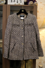 Pre Own Chanel Brown And Multcolour Wool Jacket Medium Length FR34 2001