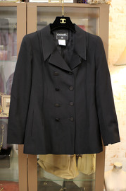 Pre Owned Chanel Black Double-Breasted Wool Blazer FR36