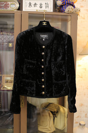 Vintage Chanel Velvet Jacket Approx FR42