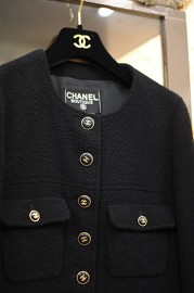 Vintage Chanel Boucle Black Wool Jacket FR38
