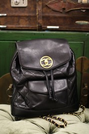 Beautiful Vintage Chanel CC Quilted Lambskin Leather Chain Backpack RARE with Card, Seal and Dust Bag