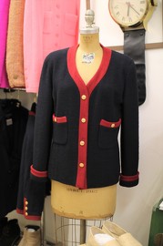 Vintage Chanel Navy x Red Trim Bouclé Jacket 80s FR38