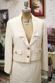 Vintage Chanel Ivory x Beige Tweed Skirt Suit FR38 80s