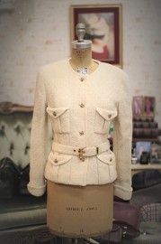 Vintage Chanel Ivory Tweed Jacket With or Without Belt Style FR36 80s